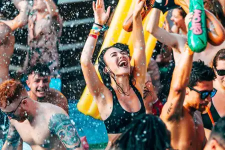Music Festivals in Novalja – How to Arrive and Enjoy Stress-Free